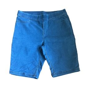 NWOT • Erika • High Waist • Demin • Shorts